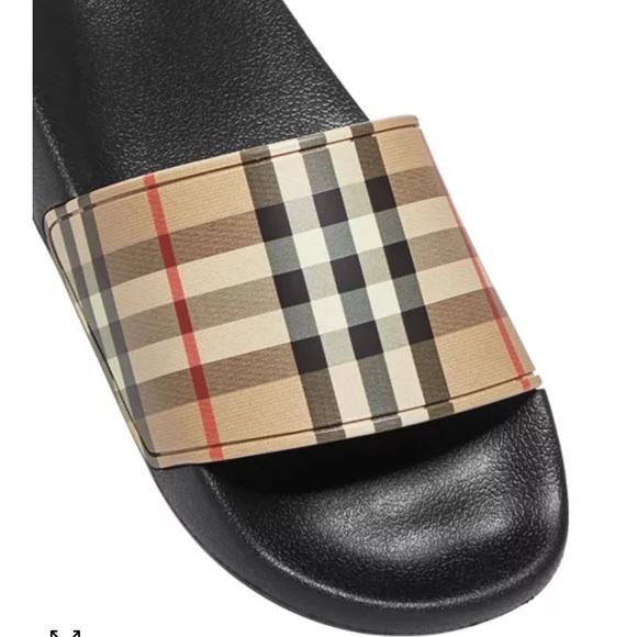 Burberry - Picture 4 of 6